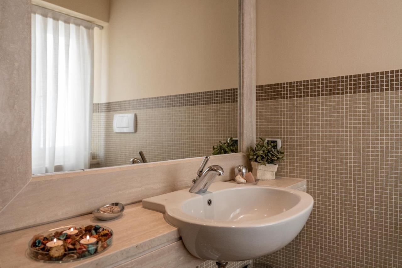 Vicolo Dei Malespini Apartment Florence Ngoại thất bức ảnh